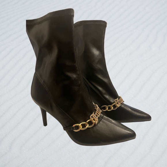 JUICY COUTURE 3PC SET BLACK FAUX LEATHER & GOLD CUBAN LINK BOOTS SZ 7.5 - Picture 3 of 6